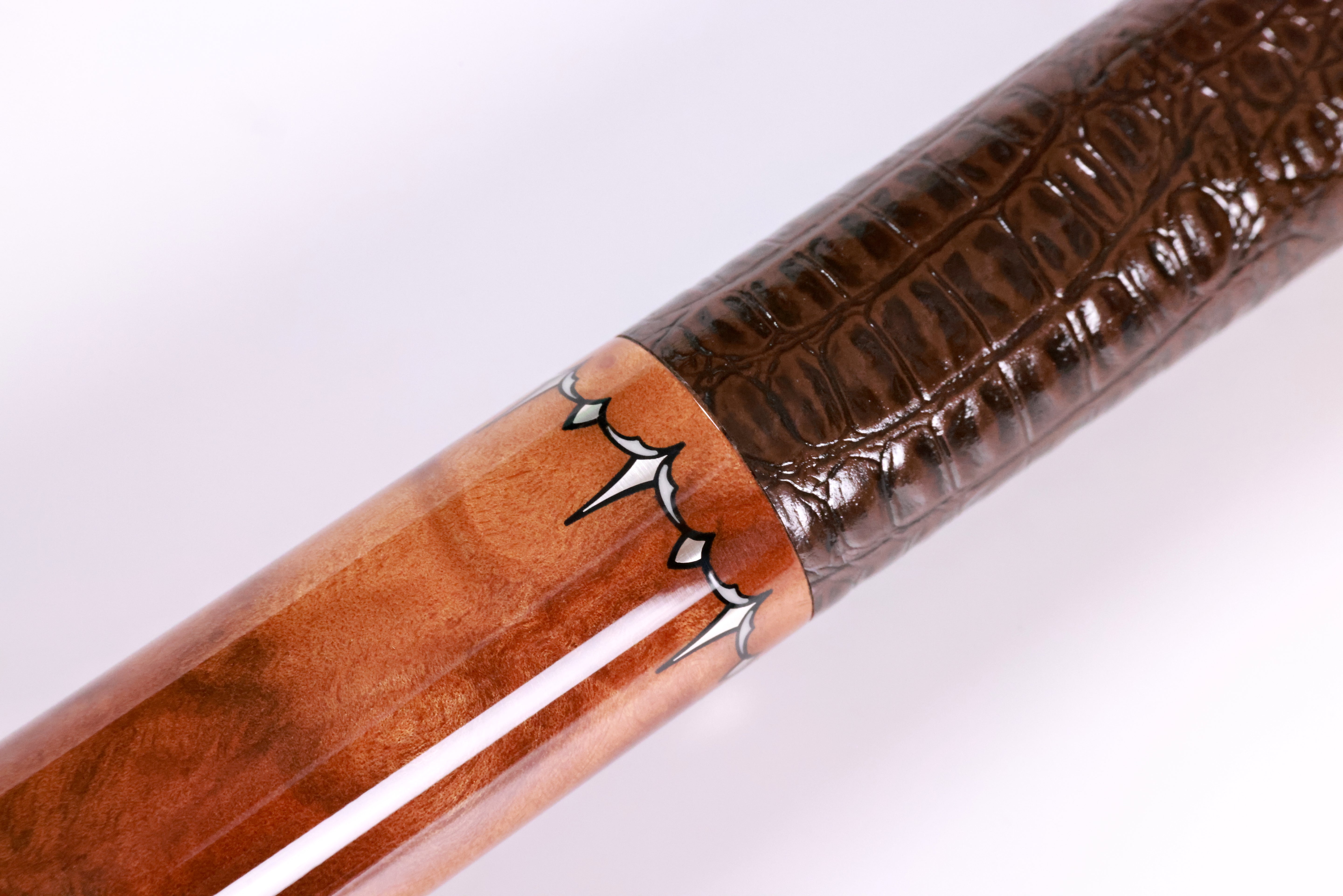 Arthur - Fancy 6-ptr Ebony/Camphor Burl