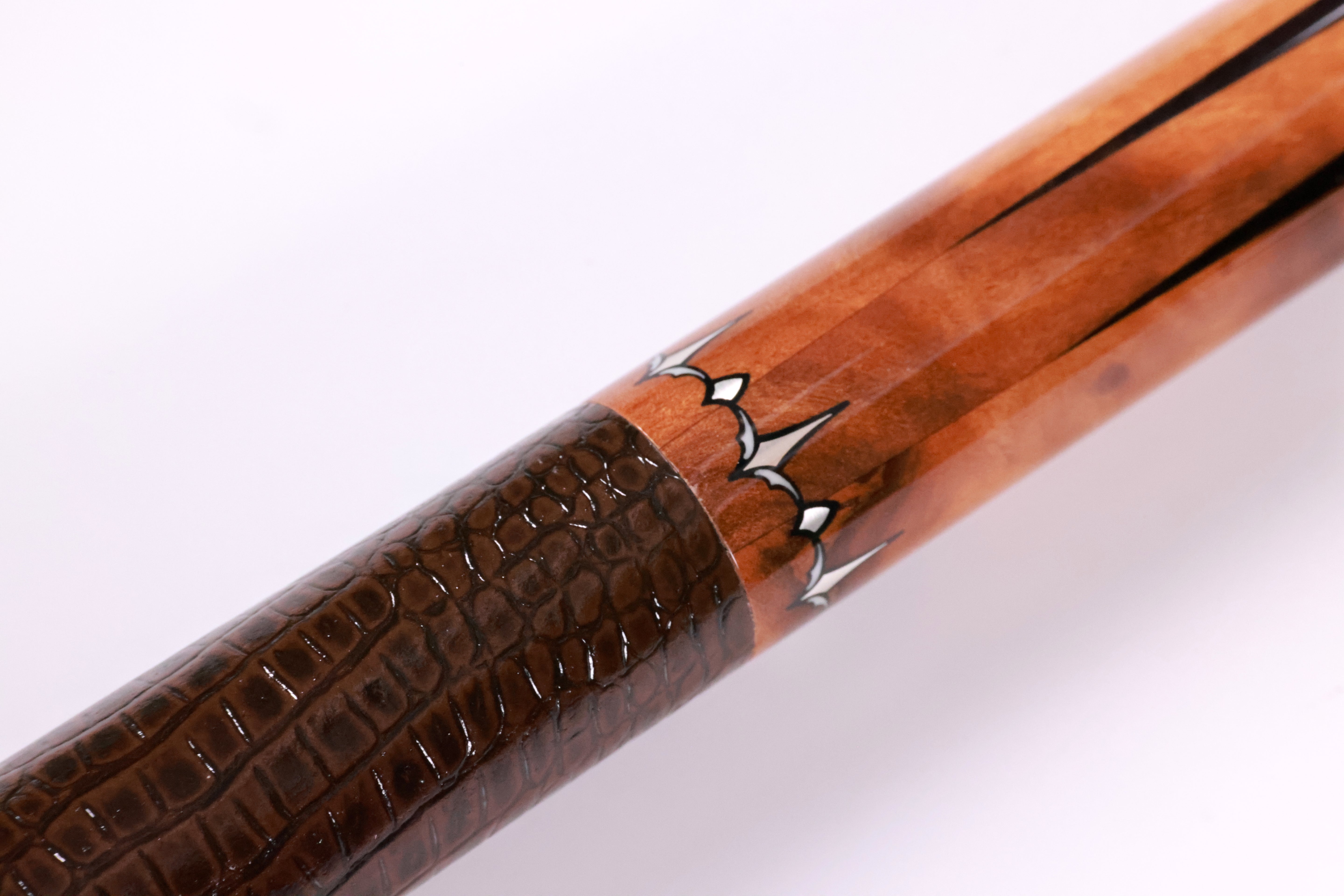 Arthur - Fancy 6-ptr Ebony/Camphor Burl