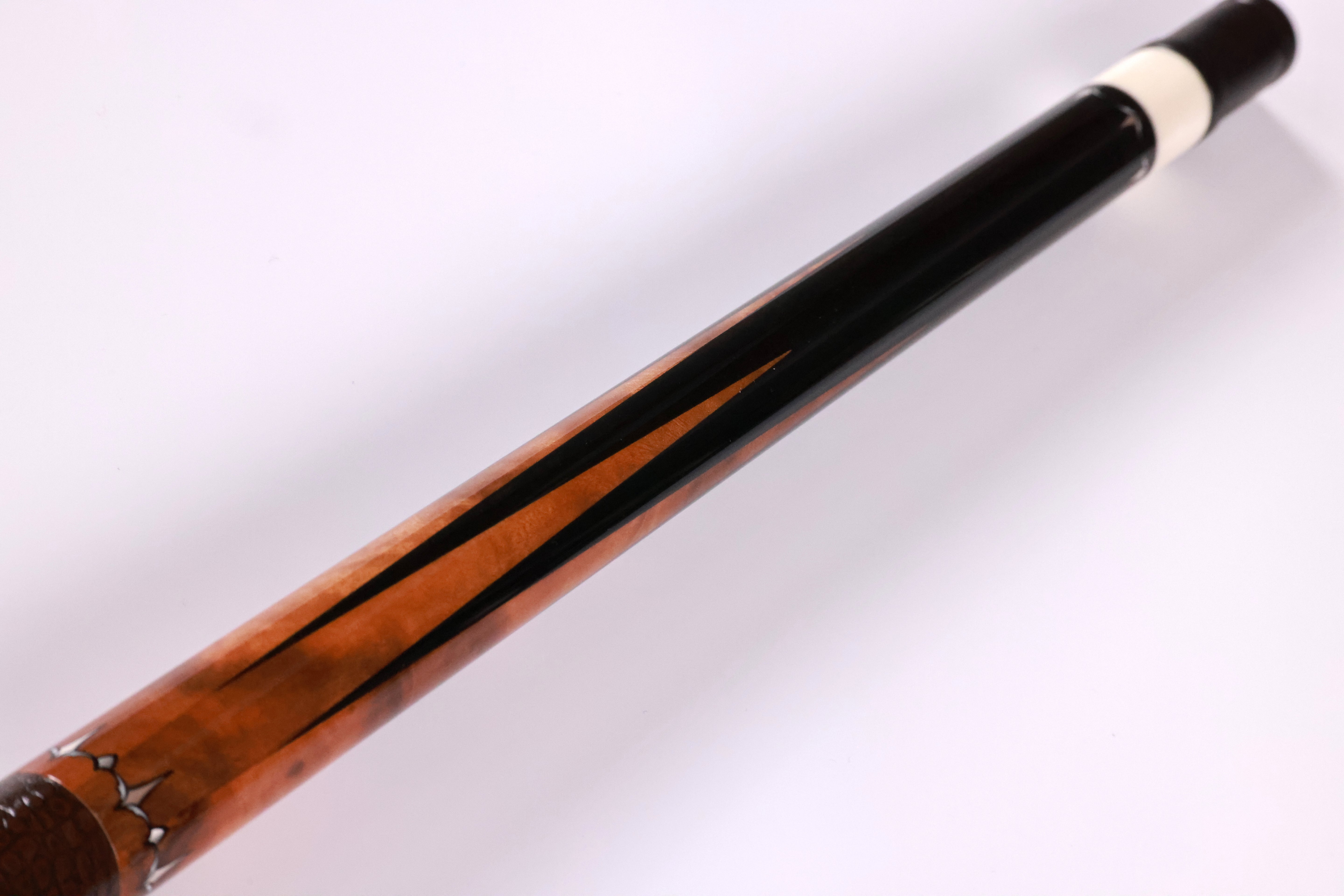 Arthur - Fancy 6-ptr Ebony/Camphor Burl