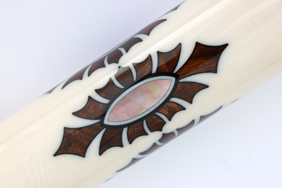 Arthur Cue - Desert Iron 8-ptr Box